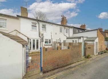 Properties for sale in Needham Terrace - NW2 6QL view1