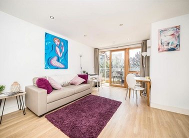 Properties for sale in Nelson Gardens - E2 7AA view1