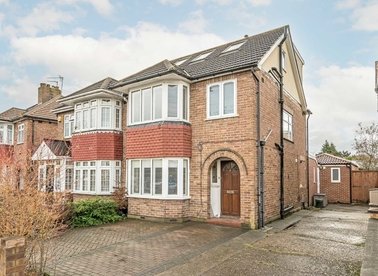 Properties for sale in Nelson Road - TW2 7AD view1