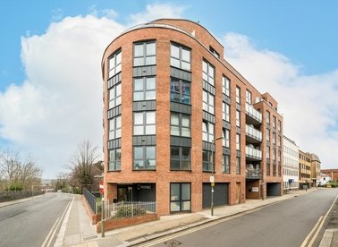 Properties for sale in Nether Street - N3 1QG view1