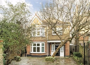 Meet Estate And Letting Agents In Woodbridge Ipswich Suffolk Riverdale Estates