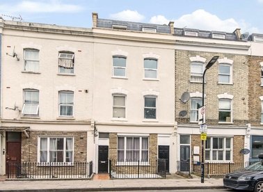 Properties for sale in Nevill Road - N16 8SW view1