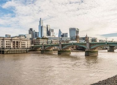 Properties for sale in New Globe Walk - SE1 9DR view1