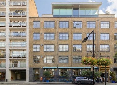 Properties for sale in New Globe Walk - SE1 9DX view1