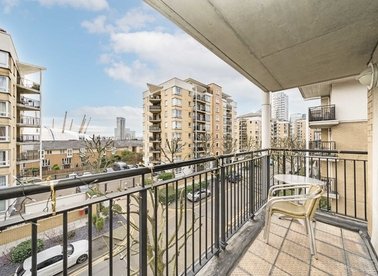 Properties for sale in Newport Avenue - E14 2DQ view1