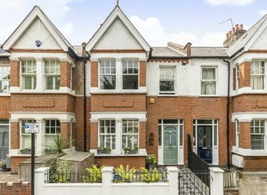 Properties for sale in North Street - TW7 6RE view1