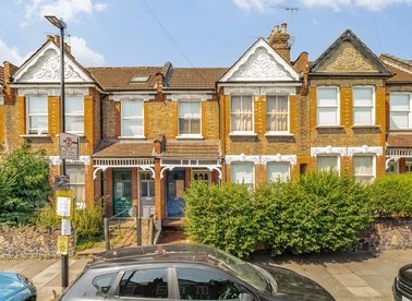 Properties for sale in North View Road - N8 7LP view1