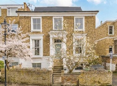 Properties for sale in Northbourne Road - SW4 7DW view1