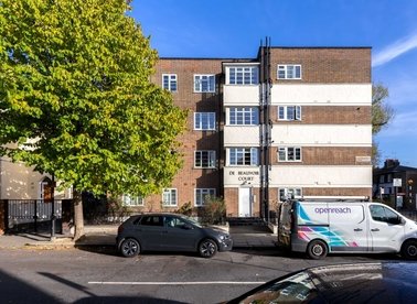 Properties for sale in Northchurch Road - N1 3NX view1