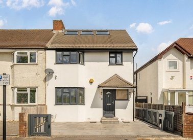 Northfields Road, London, W3
