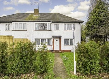 Properties for sale in Northumberland Gardens - TW7 5NT view1