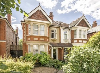 Properties for sale in Oakley Avenue - W5 3SD view1