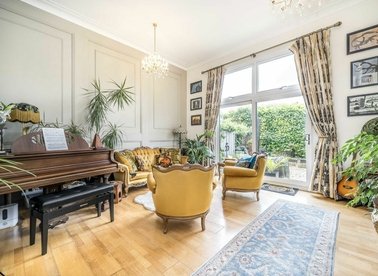 Properties for sale in Old Bellgate Place - E14 3SW view1