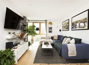 Properties for sale in Old Bethnal Green Road - E2 6AA view1