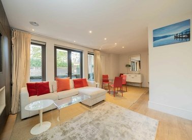 Properties for sale in Old Church Street - SW3 5BS view1