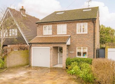 Properties for sale in Old Farm Road - TW12 3RJ view1