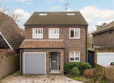 Properties for sale in Old Farm Road - TW12 3RJ view1