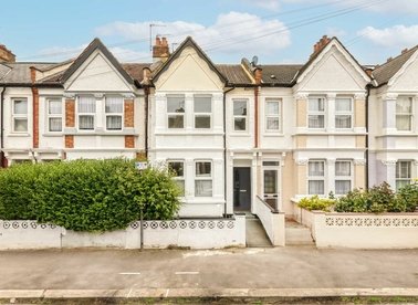 Properties for sale in Oldfield Road - NW10 9UE view1