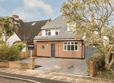 Properties for sale in Ormond Drive - TW12 2TN view1