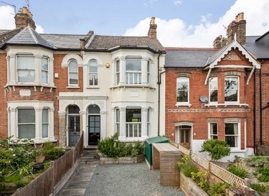 Properties for sale in Overhill Road - SE22 0PH view1