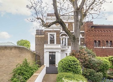Properties for sale in Palace Gardens Terrace - W8 4RT view1