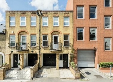 Properties for sale in Palmerston Road - SW19 1PG view1