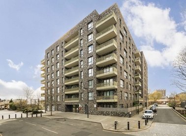 Properties for sale in Palmerston Road - W3 8GJ view1
