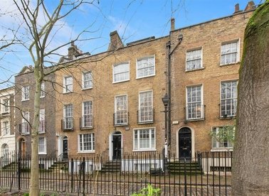 Paradise Row, London, E2