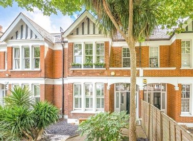 Properties for sale in Park Hill - SW4 9NS view1