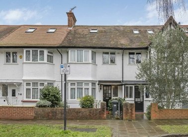 Properties for sale in Park Place - W3 8JY view1