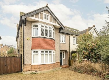 Properties for sale in Park Road - TW12 1HU view1