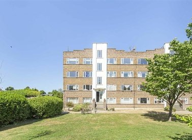Properties for sale in Park Road - KT1 4AX view1