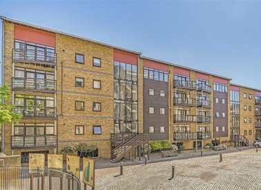 Properties for sale in Park Street - SE1 9ES view1