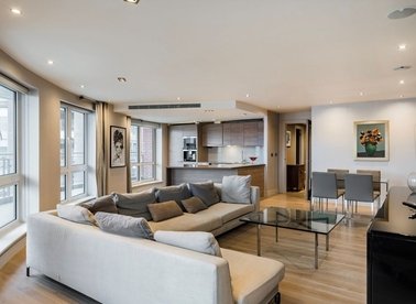 Properties for sale in Park Street - SW6 2FL view1