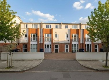 Properties for sale in Park View Road - W5 2JF view1