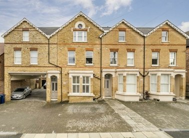 Properties sold in Parkhurst Road - N11 3EL view1