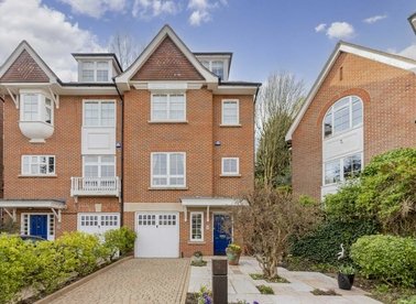 Parklands, London, N6