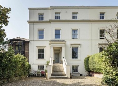 Properties for sale in Peckham Rye - SE22 9QH view1