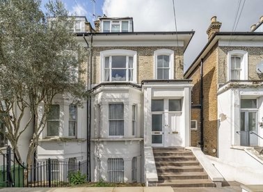 Properties for sale in Percy Road - W12 9QJ view1