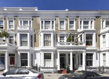 Properties for sale in Perham Road - W14 9ST view1