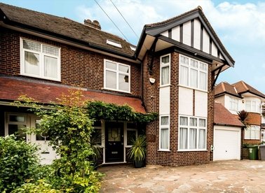 Properties sold in Peter Avenue - NW10 2DD view1