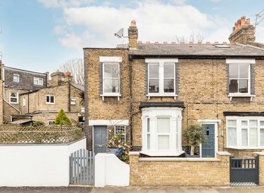 Properties for sale in Petersfield Road - W3 8NY view1