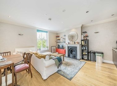 Properties for sale in Petherton Road - N5 2RT view1