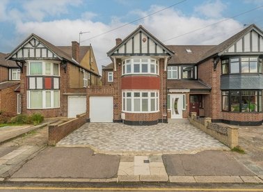 Properties for sale in Phillimore Gardens - NW10 3LL view1