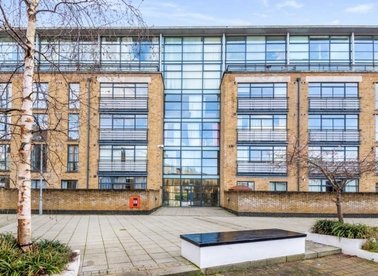 Properties for sale in Point Wharf Lane - TW8 0EA view1