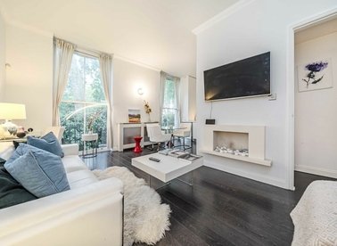 Properties for sale in Porchester Square - W2 6AN view1