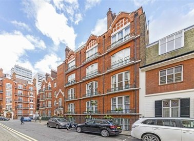 Properties for sale in Porter Street - W1U 6DE view1