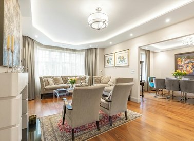 Properties for sale in Portsmouth Road - SW15 3TX view1