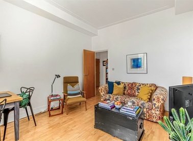 Properties for sale in Prescot Street - E1 8RL view1
