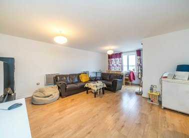 Properties for sale in Primrose Place - TW7 5BE view1